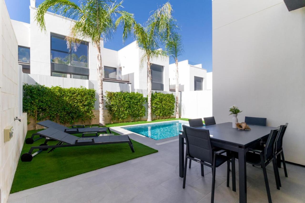 High Tech Villa Navia Spanien Orihuela Exteriér fotografie